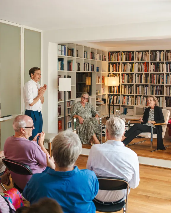 VARIOUS OTHERS – Contemporary Art Munich - VARIOUS OTHERS 2024